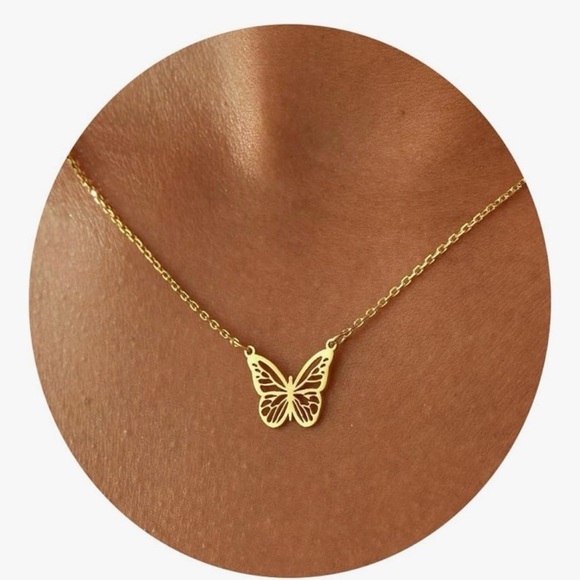 Jewelry - NEW 14K Gold Plated Elegant Gold
Butterfly Necklace
